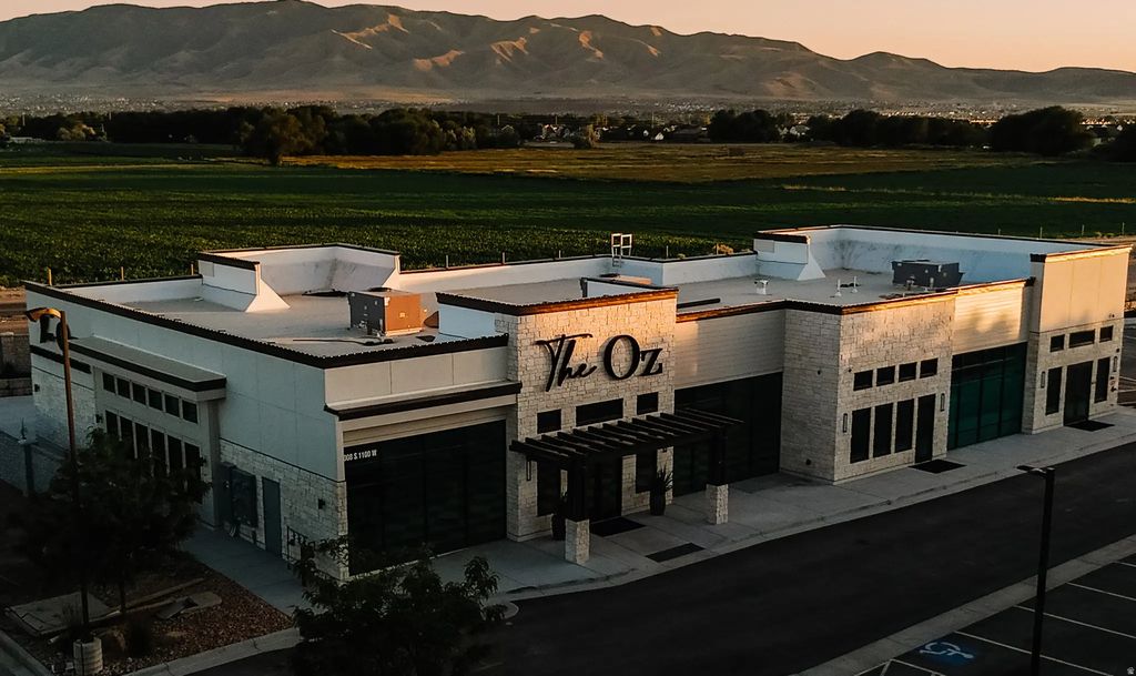 1008 S 1100 W, Lehi
