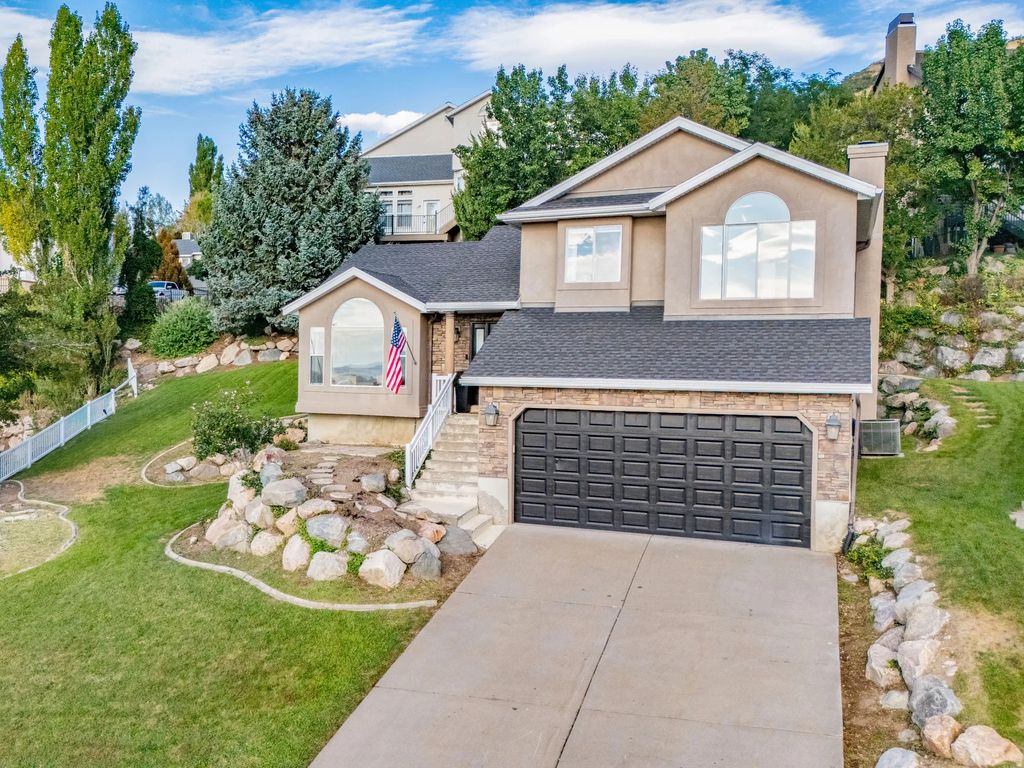 3829 S 400 E, Bountiful