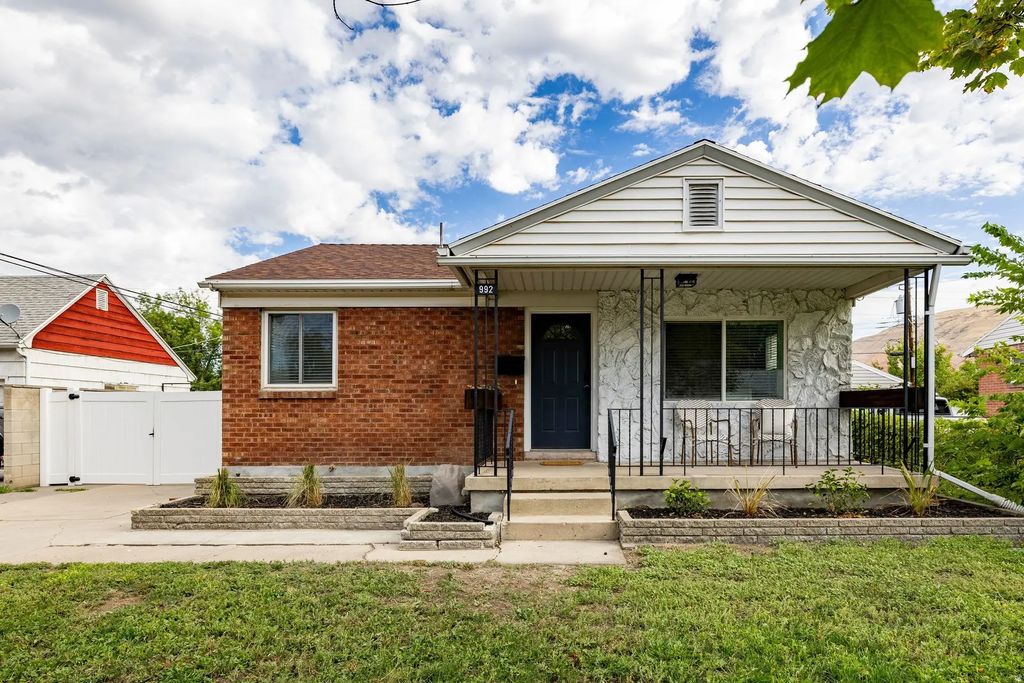 992 W Eclipse Way, Salt Lake City