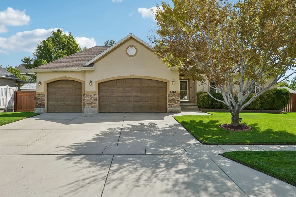 6567 S Gold Medal Dr, Taylorsville