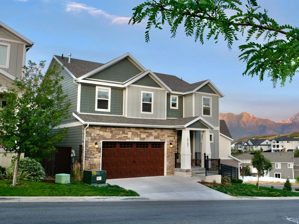 14797 S Glacial Peak Dr, Draper