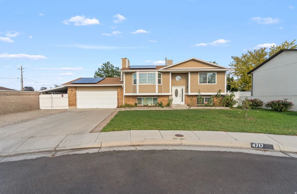 4717 S Spicewood Cir W, Taylorsville