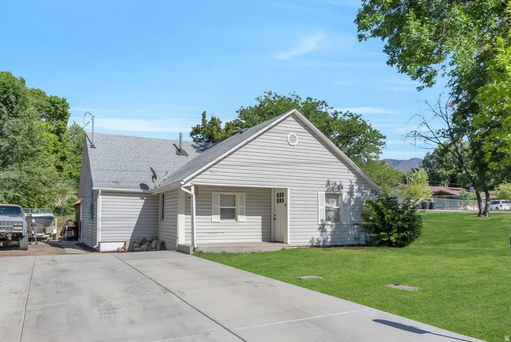 289 S 500 E, Payson