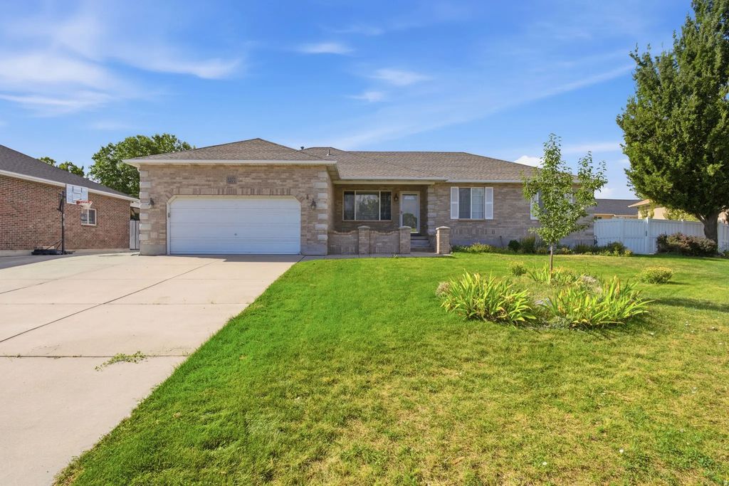 5371 W Fieldbury Cir S, West Valley City