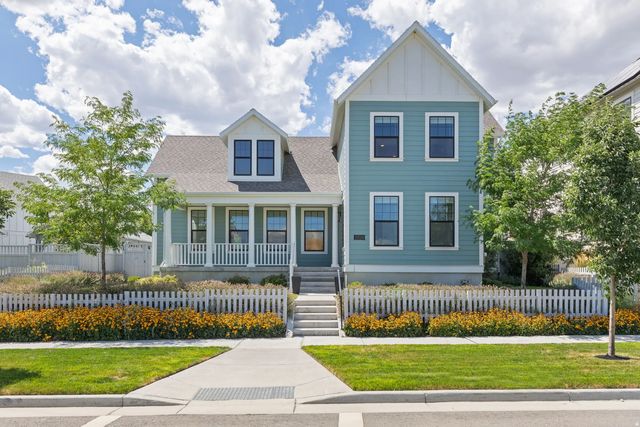 11524 S Silver Pond Dr W, South Jordan