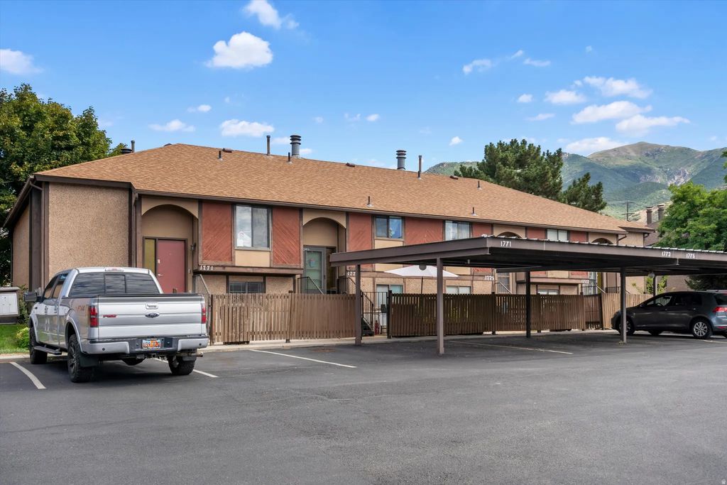 1773 E 5650 S, South Ogden