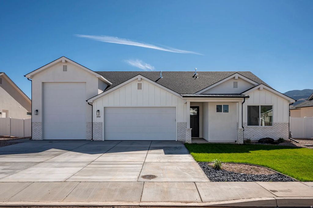 4992 N 75 E, Cedar City
