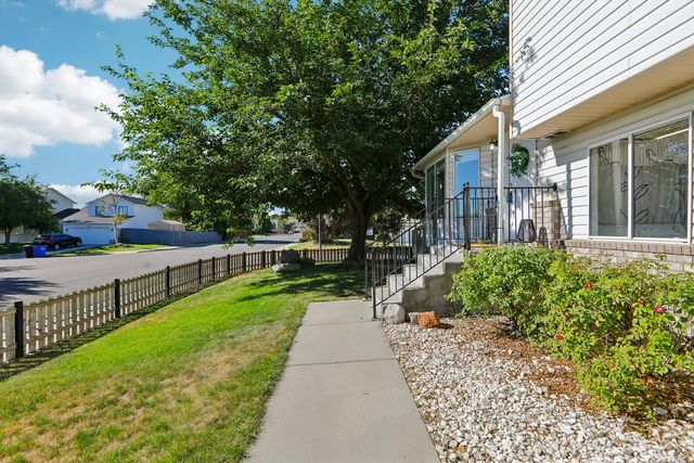 6504 S Fairwind Dr W, Taylorsville