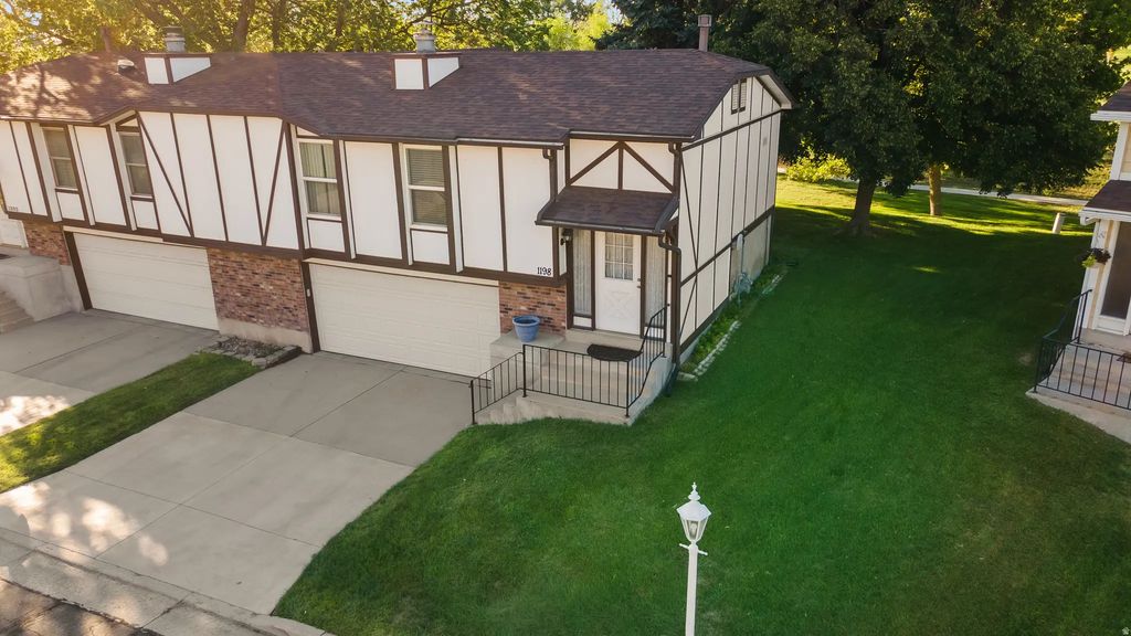 1198 W Norwalk Rd S, Taylorsville