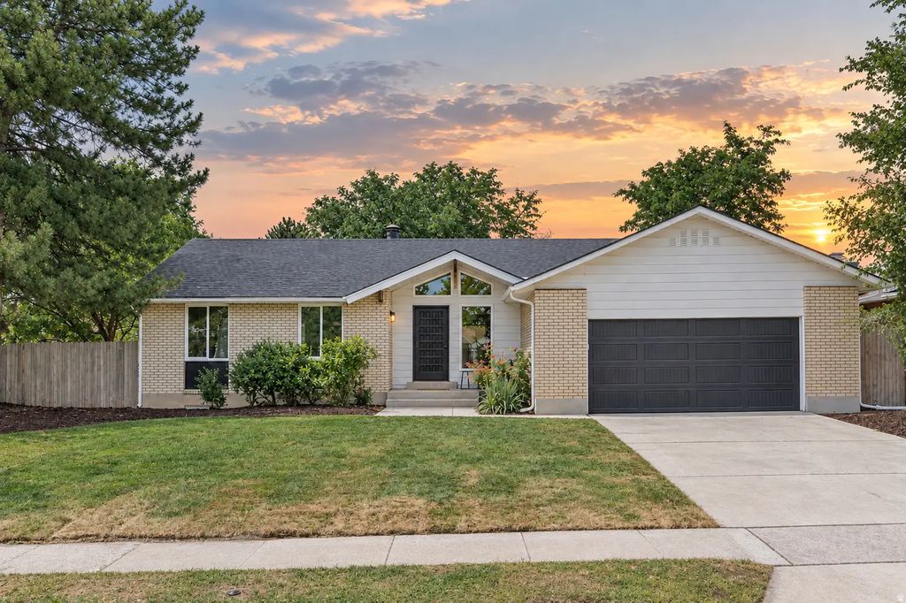 9828 S 2240 E, Sandy