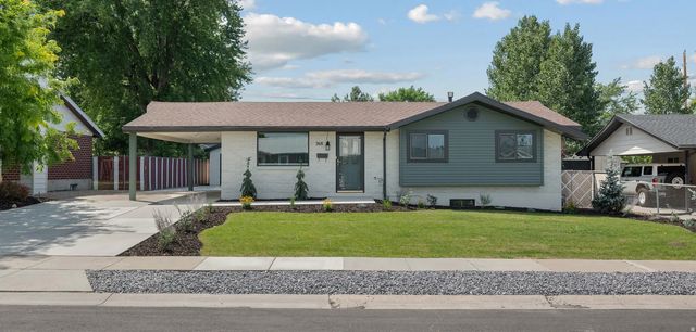 768 E 8080 S, Sandy