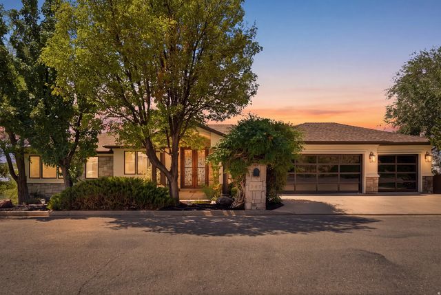 941 N Sandhurst Dr, Salt Lake City