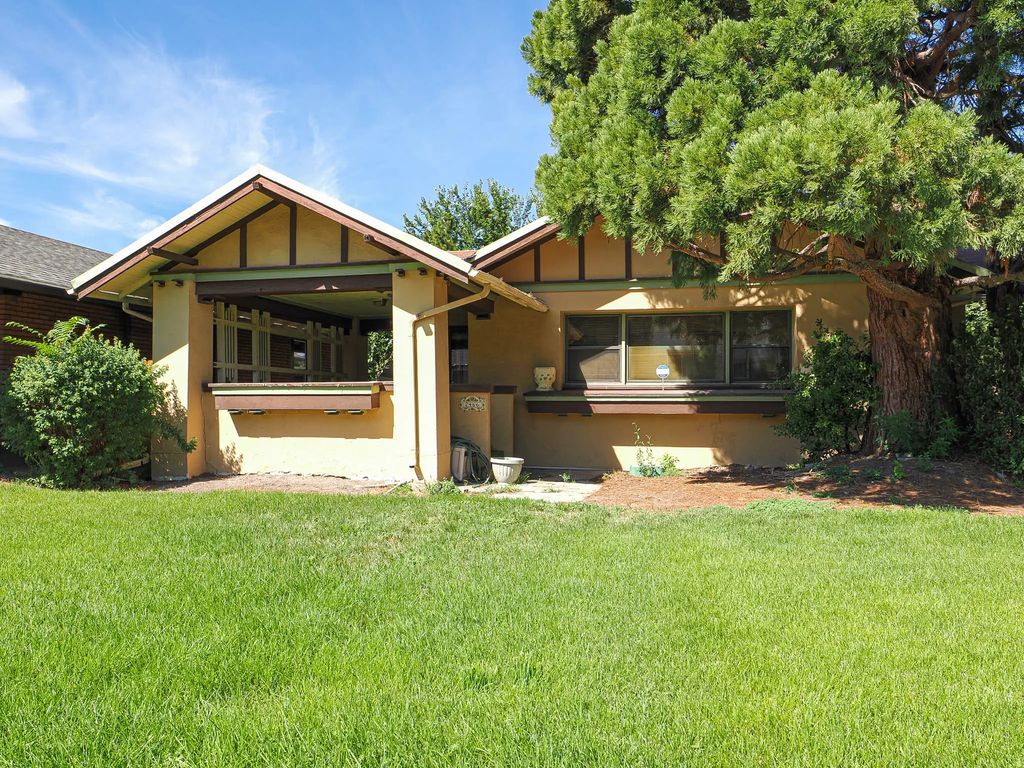 2466 S Highland Dr, Salt Lake City