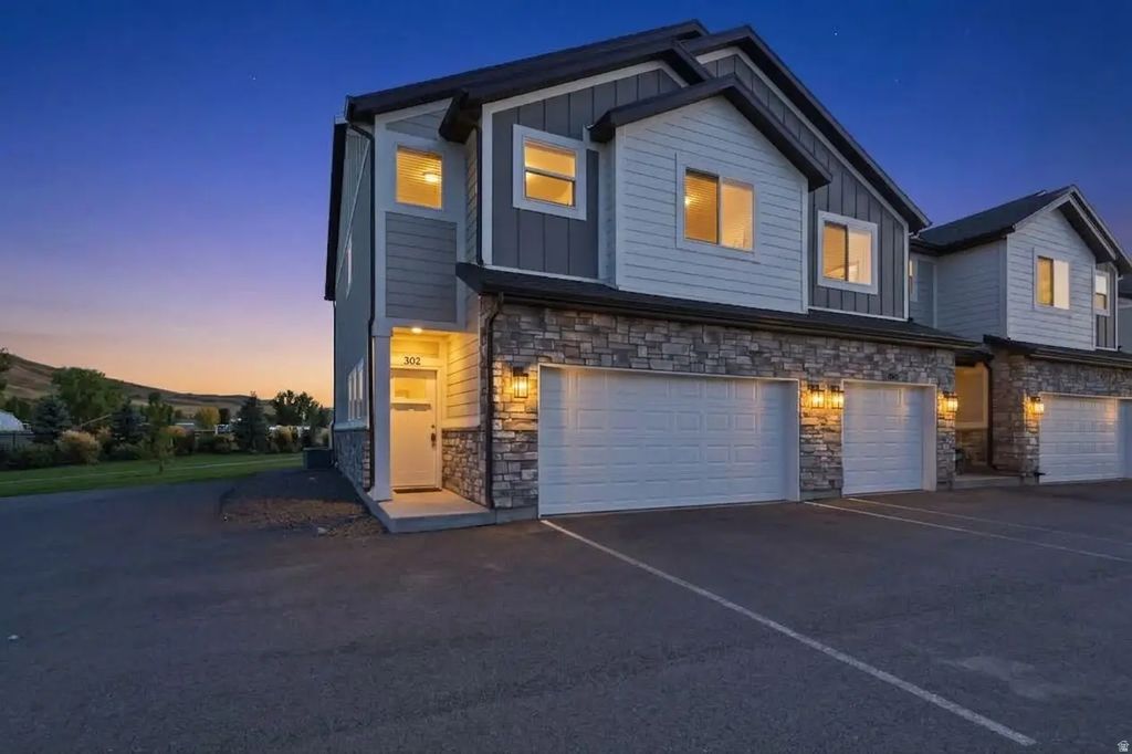 302 N 100 W, Morgan