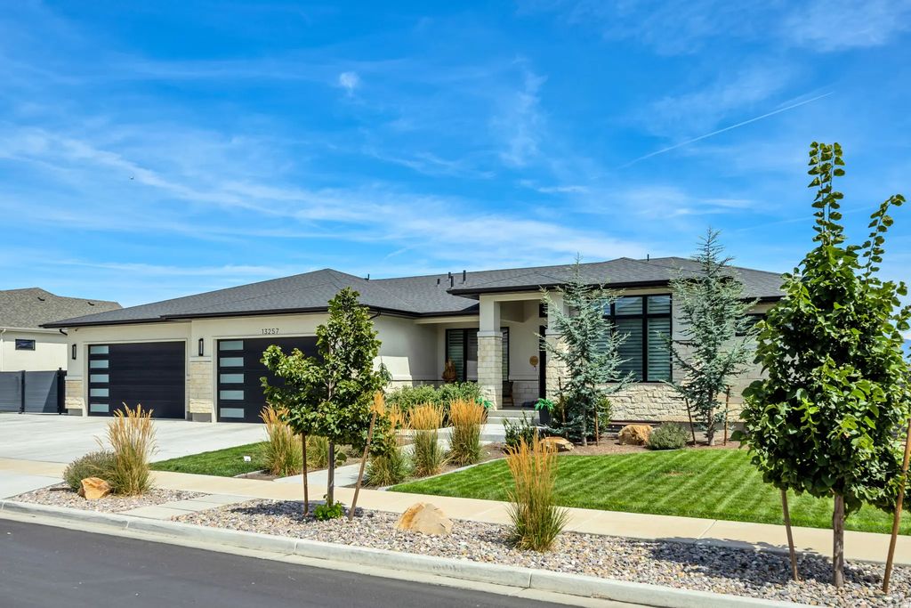 13257 S Sky Ranch Rd W, Herriman