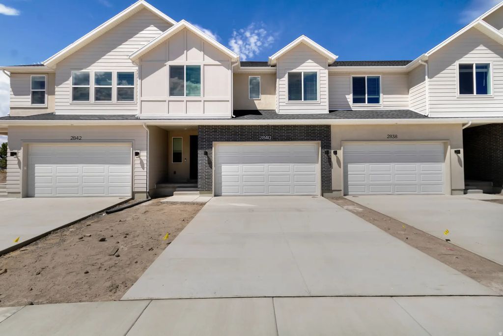 2840 W Aurora Ave, Mapleton