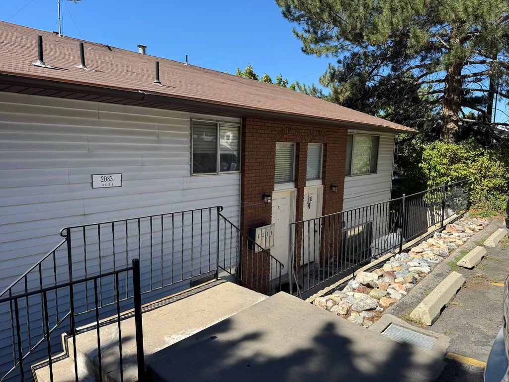 2083 S California Ave B, Provo