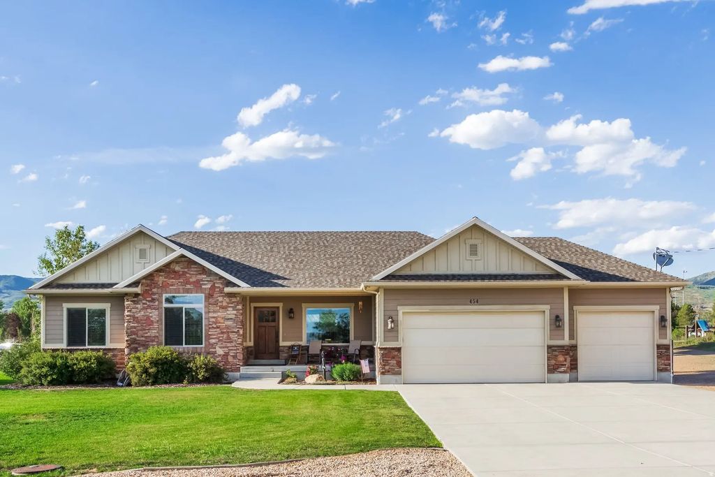 454 W 4200 N, Oakley