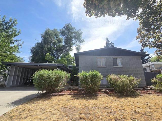 4961 W Mandam Ave, West Valley City