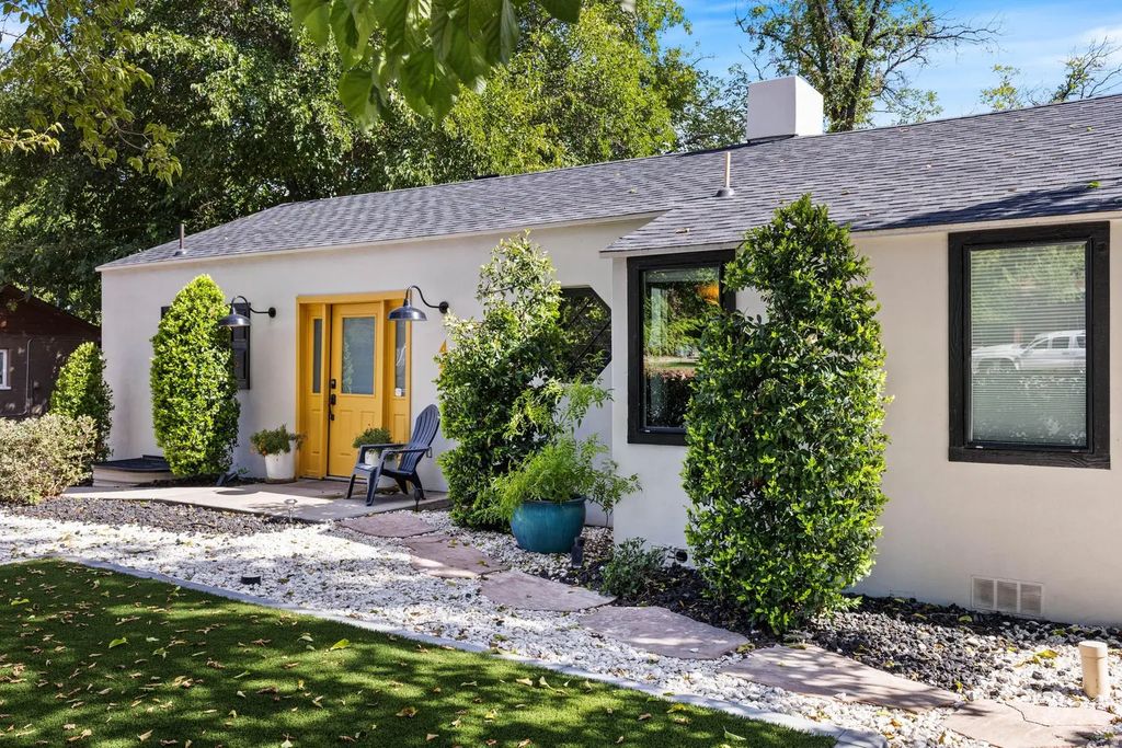443 W 300 N, St. George