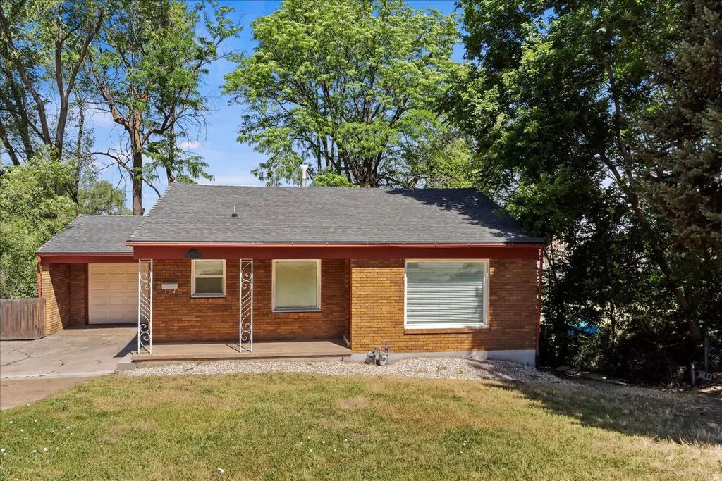 15 E Sylvia Dr, South Ogden