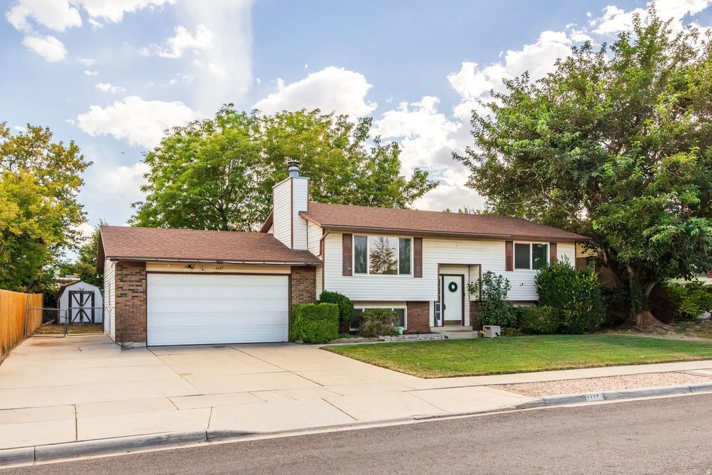 2127 W 3860 S, West Valley City