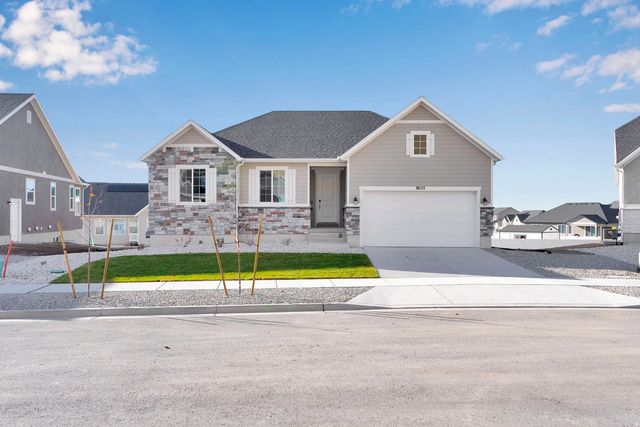 8655 N Halloran Ct 1324, Lake Point