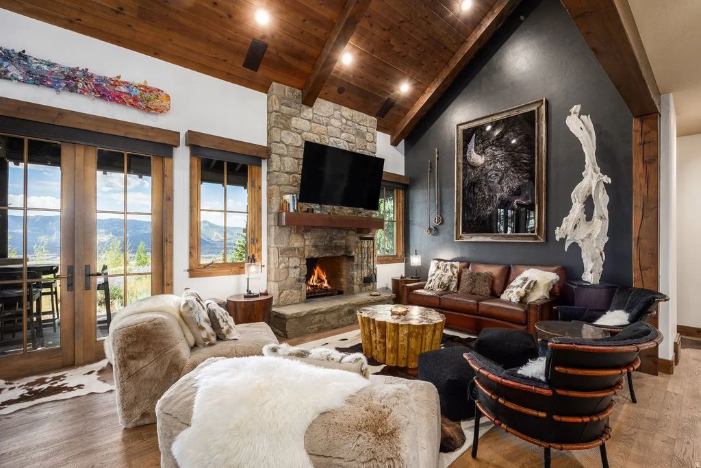 8091 Western Sky, Park City