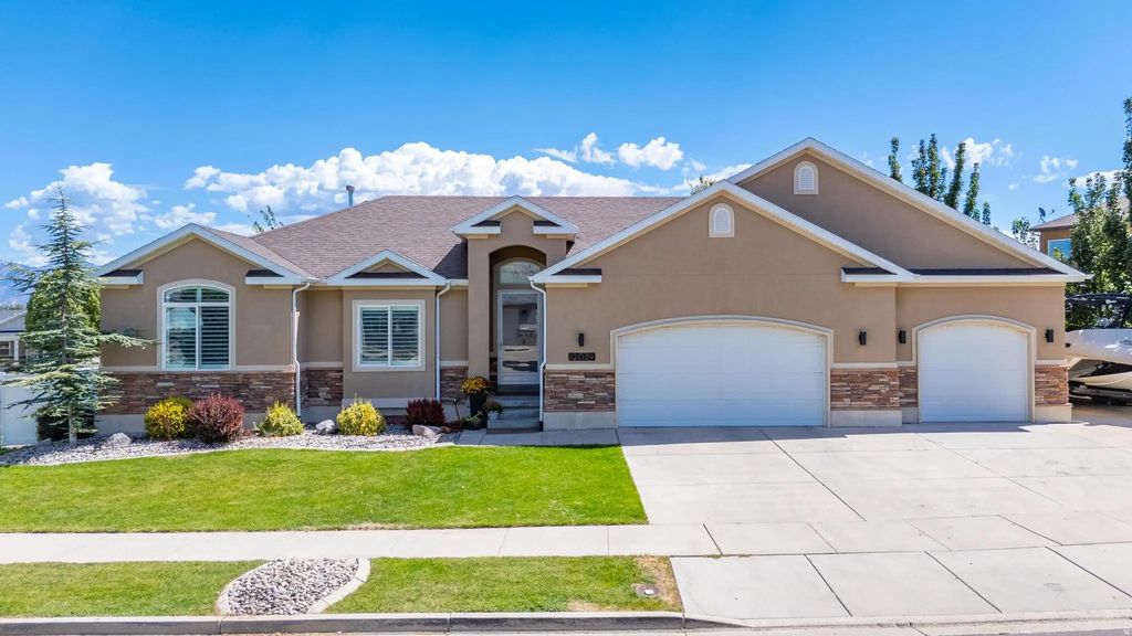12039 S Black Powder Dr W 401, Herriman