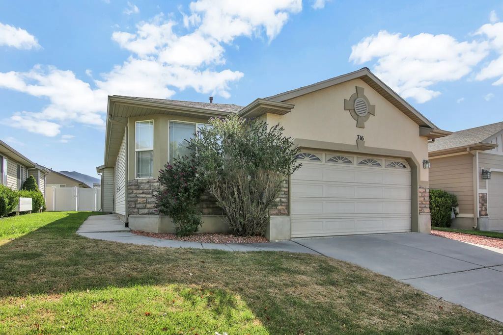 716 N Bradford Dr, North Salt Lake