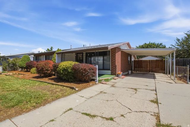 1104 N Taffeta W, Salt Lake City