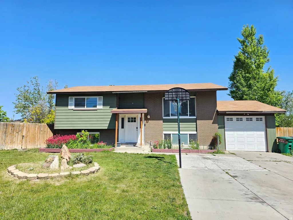 3500 W 6875 S, West Jordan