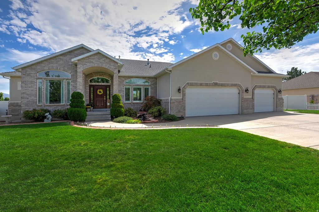 10653 S 3210 W, South Jordan