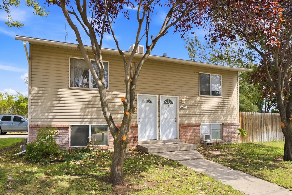 620 E 950 S, Clearfield