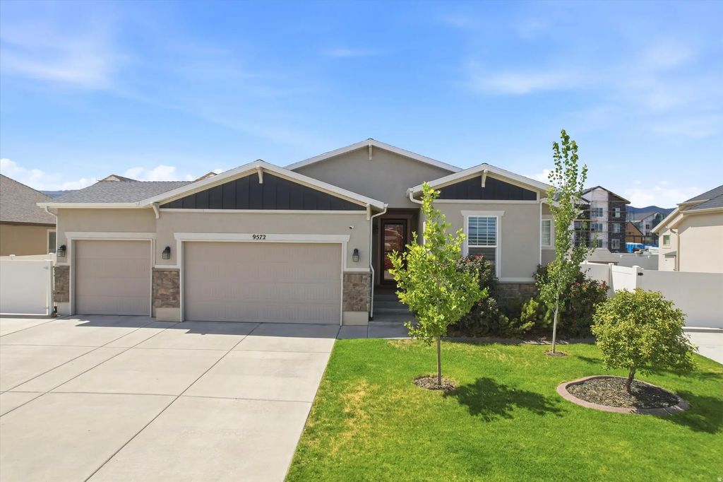 9572 S Lea Heather Way, West Jordan