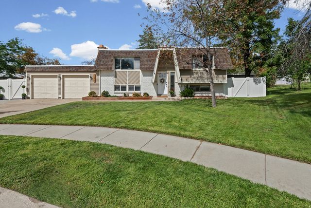 9633 S Sleepy Hollow Cir, Sandy