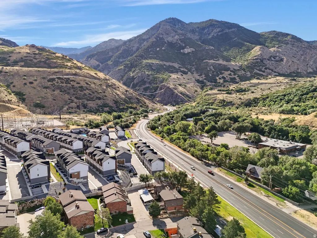 1701 E 1470 S 13e, Ogden