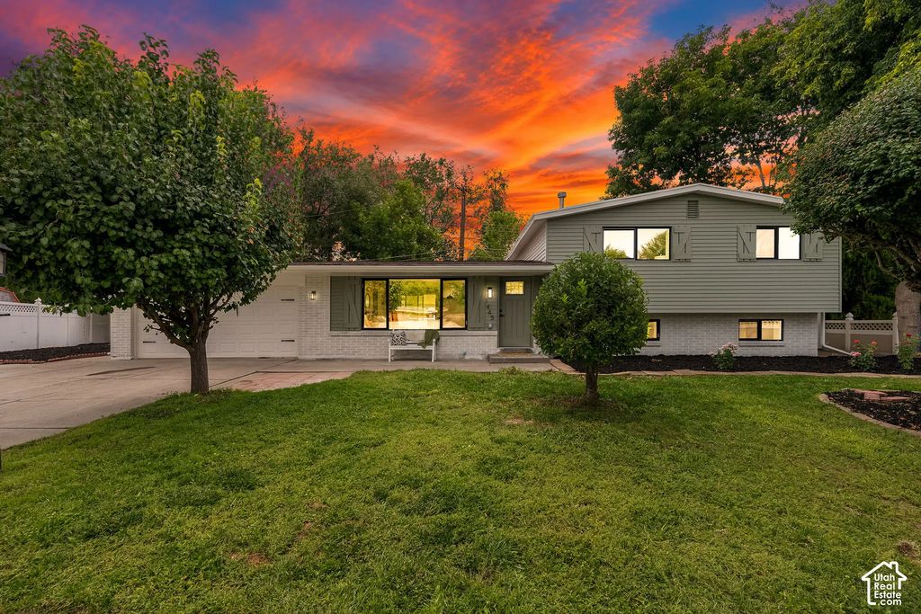 1445 E Blue Grass Cir, Cottonwood Heights