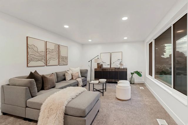 1104 E 5235 S, Murray