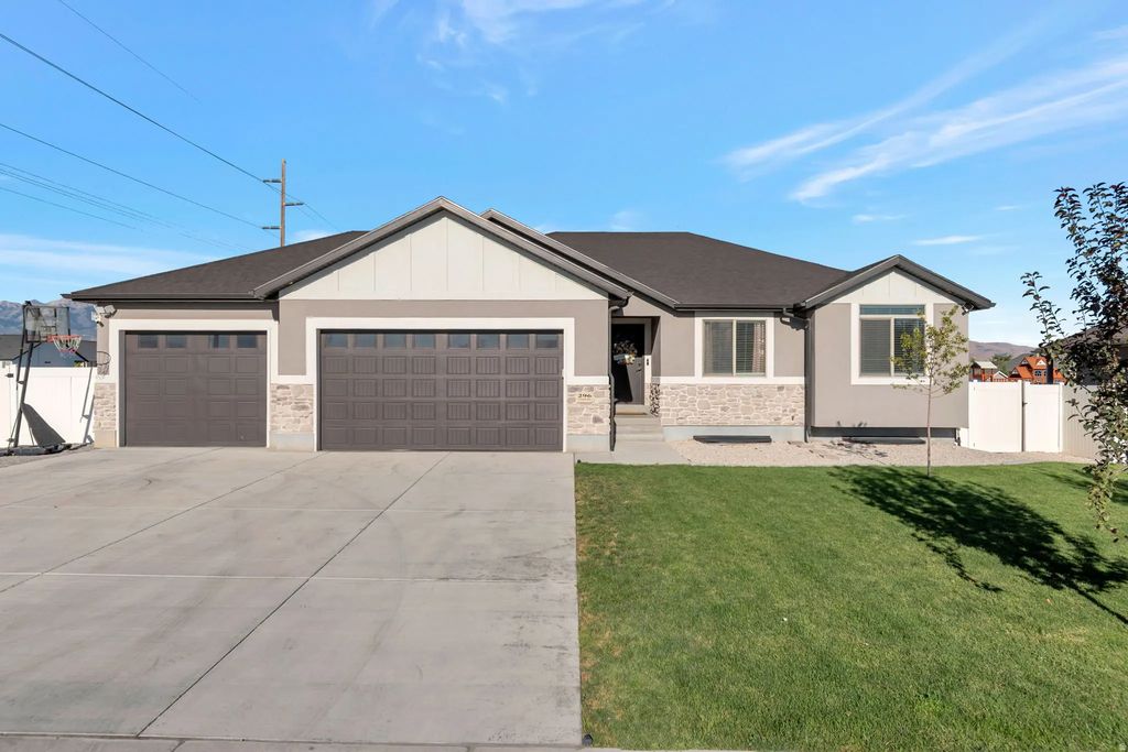 296 S Virginia Ln, Grantsville