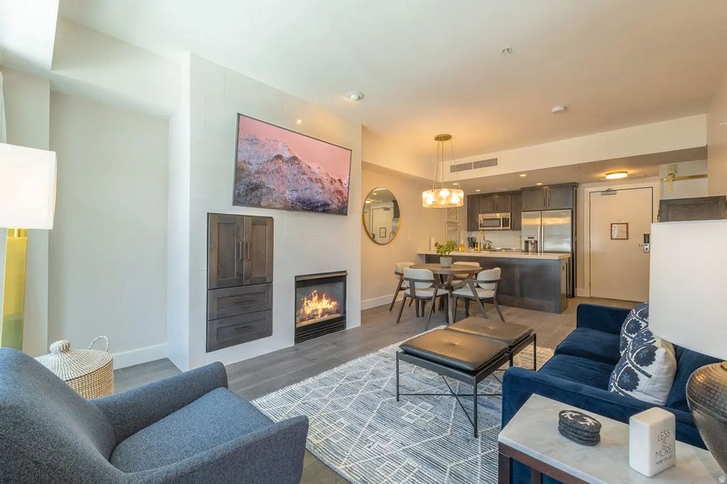 3720 N Sundial Ct B416, Park City