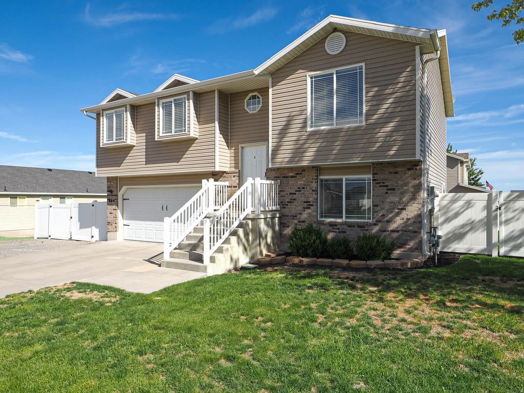 994 W 880 S, Tooele