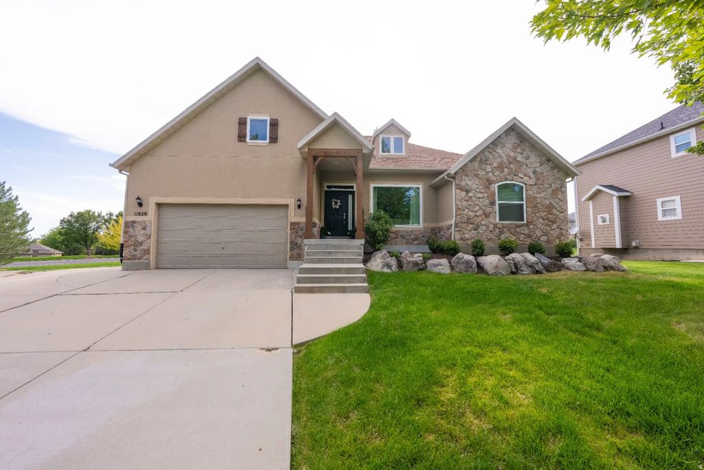 11829 Jupiter Cir, Highland