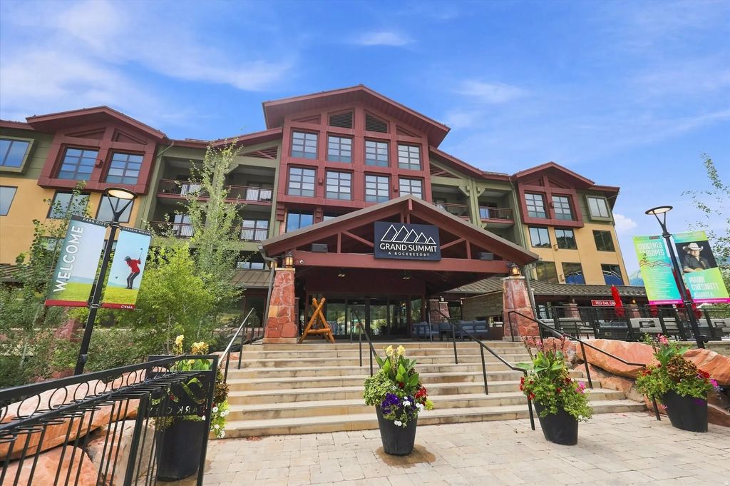 3855 Canyons Resort Dr 560, Park City