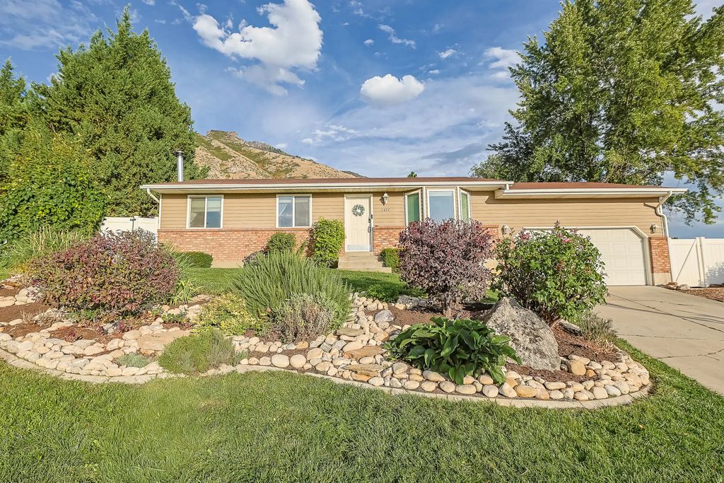 1494 E 1000 S, Provo