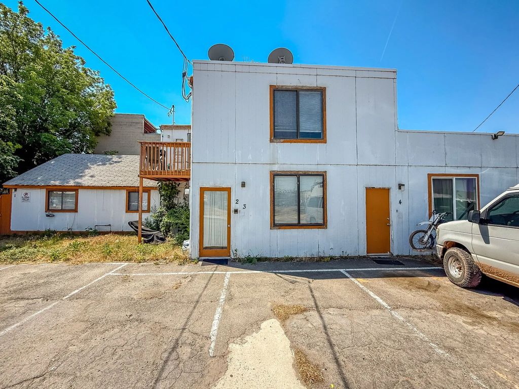 3674 S State St, South Salt Lake
