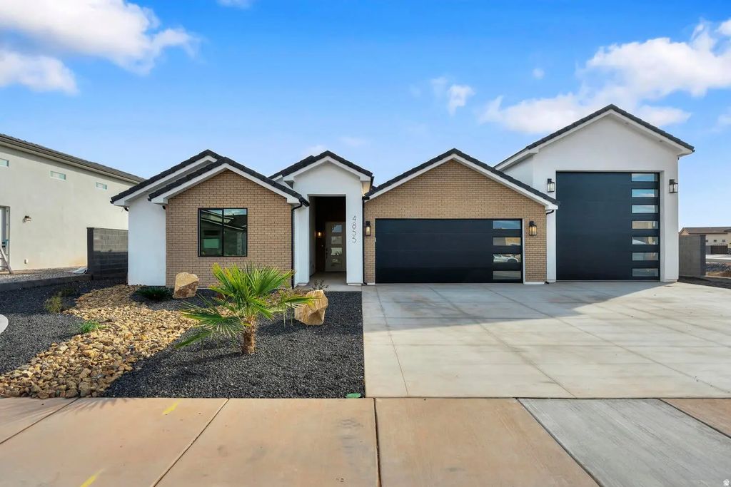 4855 W 1930 S, Hurricane