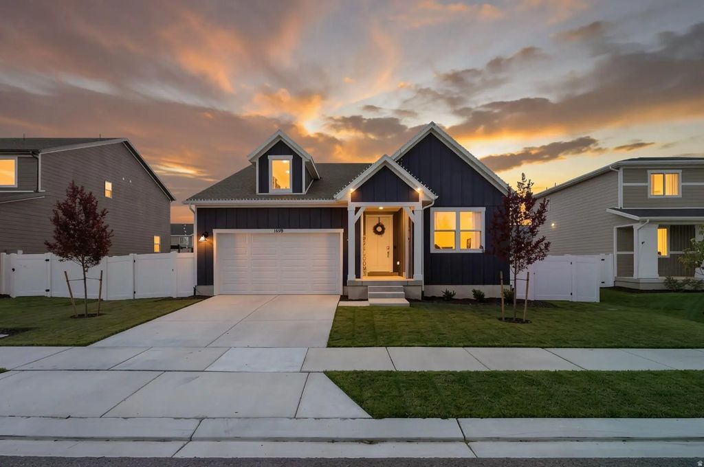 1698 E Bison Dr N B240, Eagle Mountain