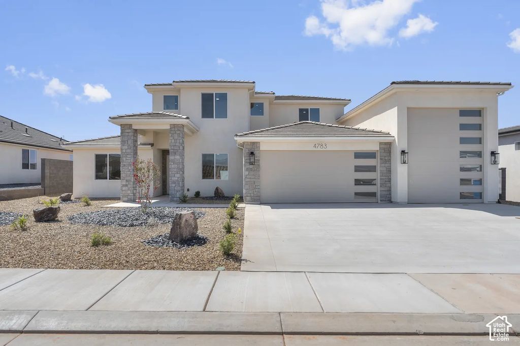 4783 W 2020 S, Hurricane