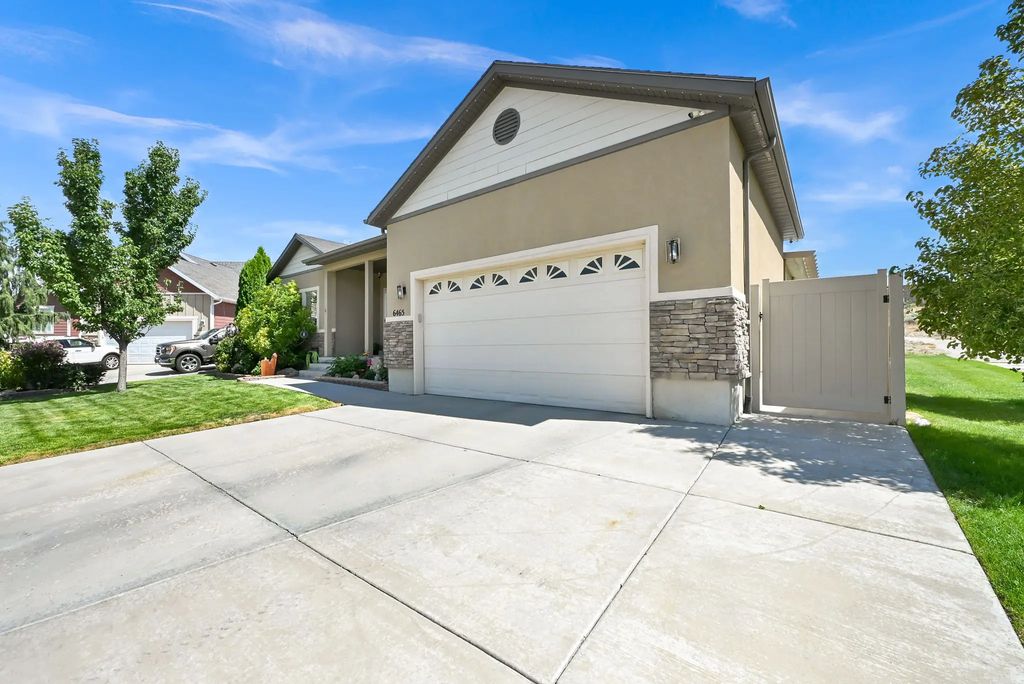 6465 S Dusky Dr W, West Valley City